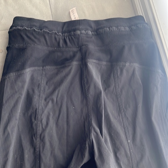 Lululemon dance crop 25” - Picture 9 of 9